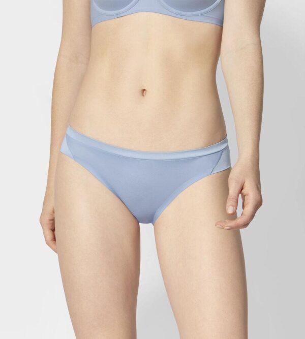 Triumph "Body Make-up Soft Touch Tai"